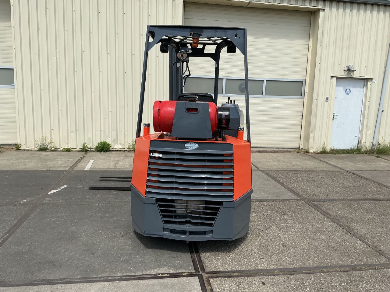 Bendi Aisle Master knikvorkheftruck LPG