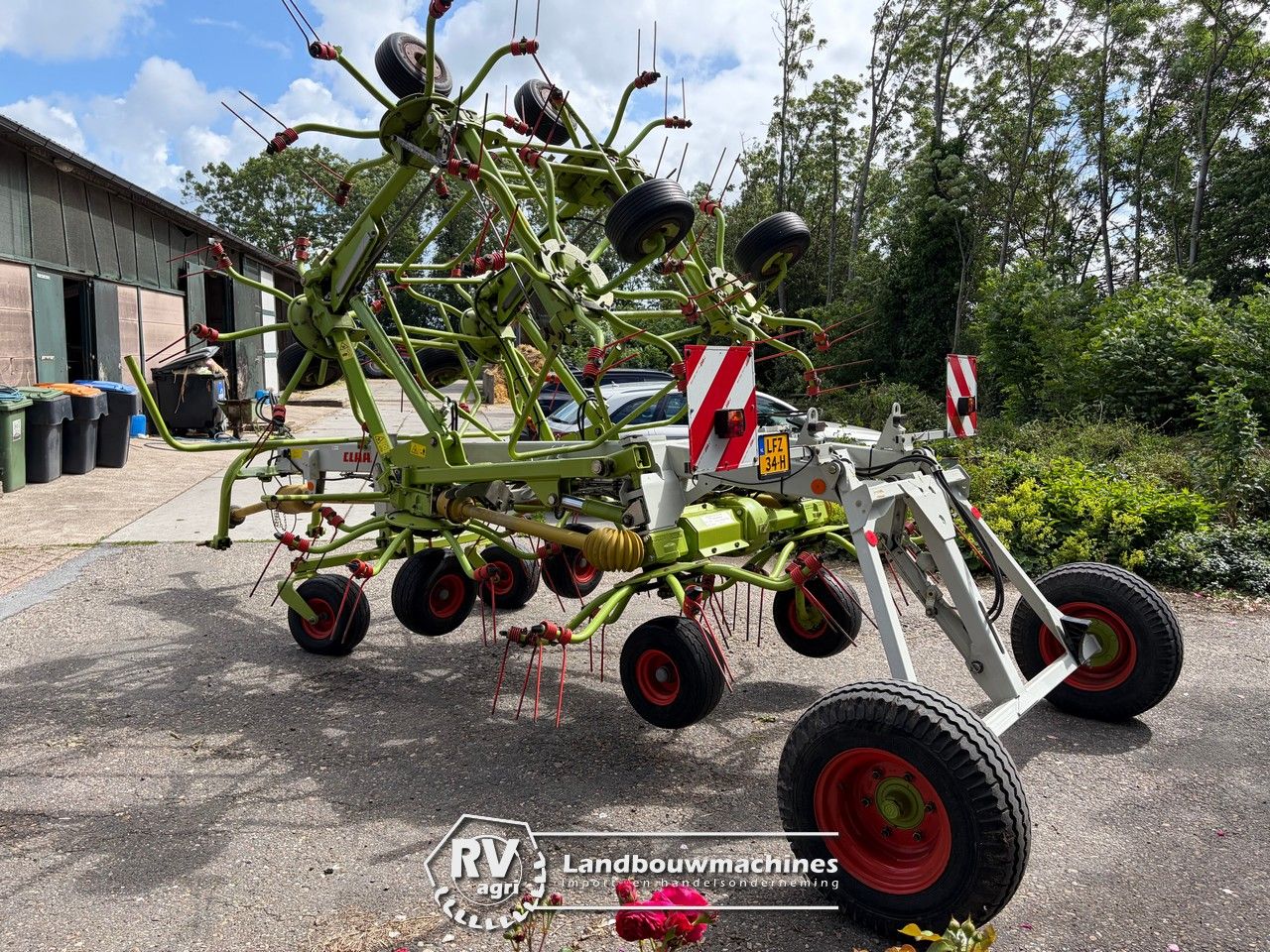 Claas Volto 1320T schudder