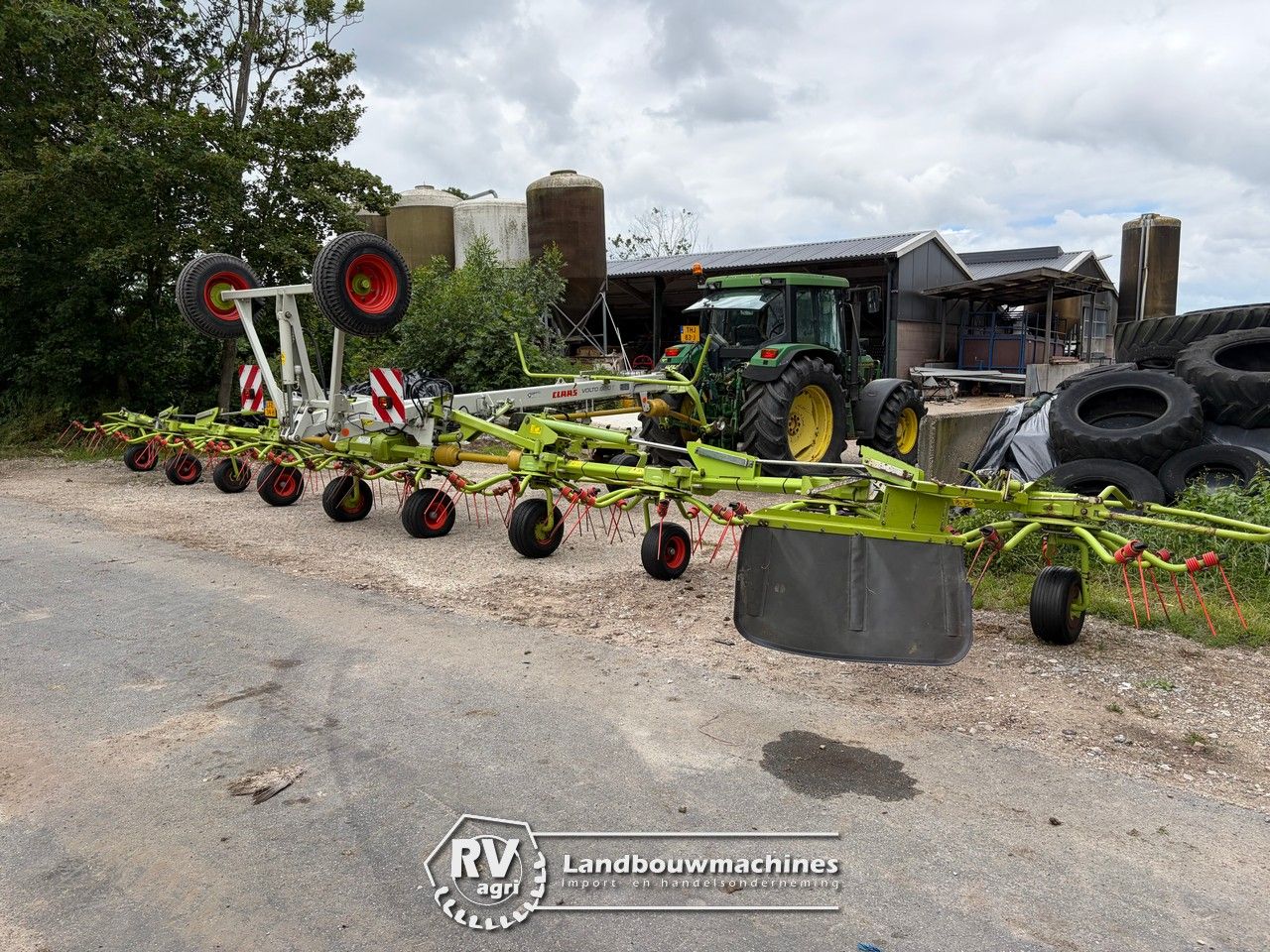 Claas Volto 1320T schudder