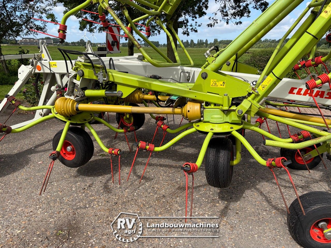 Claas Volto 1320T schudder