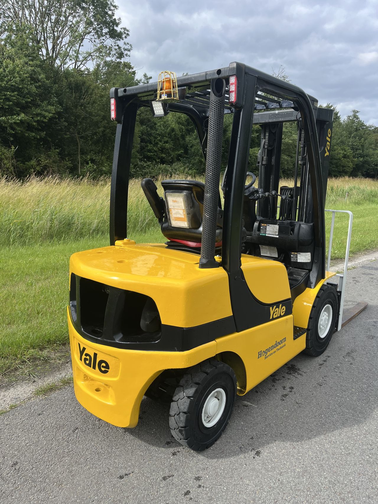 Yale GDP25VX Diesel heftruck triplo sideshift vorkversteller