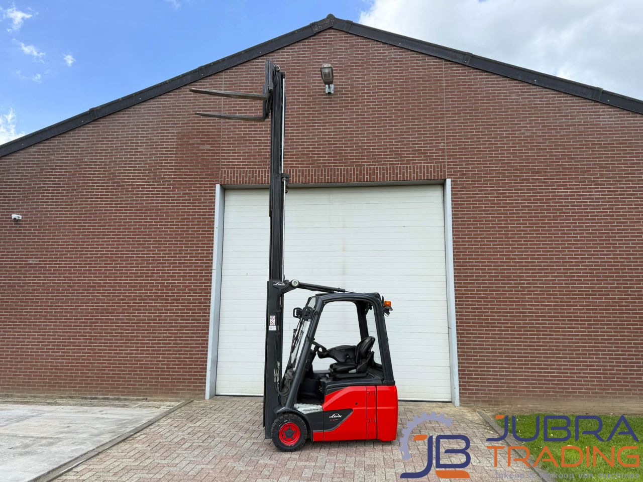 Linde E16C-02 Electric Forklift | 2014 | 13428H | 1.6T | 4.2M