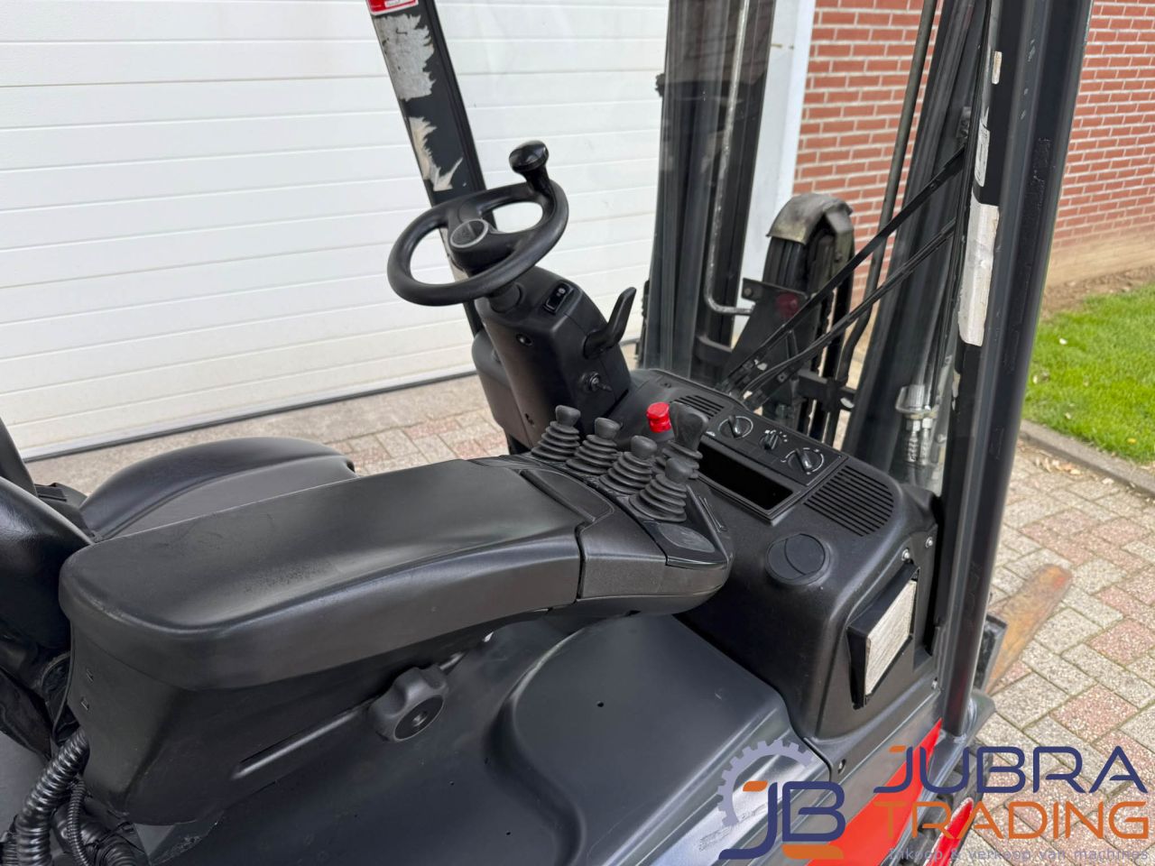 Linde E16C-02 Electric Forklift | 2014 | 13428H | 1.6T | 4.2M
