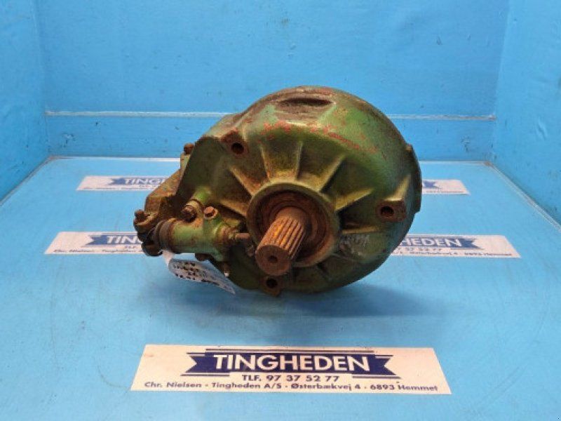 John Deere 1072