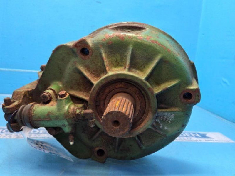 John Deere 1072