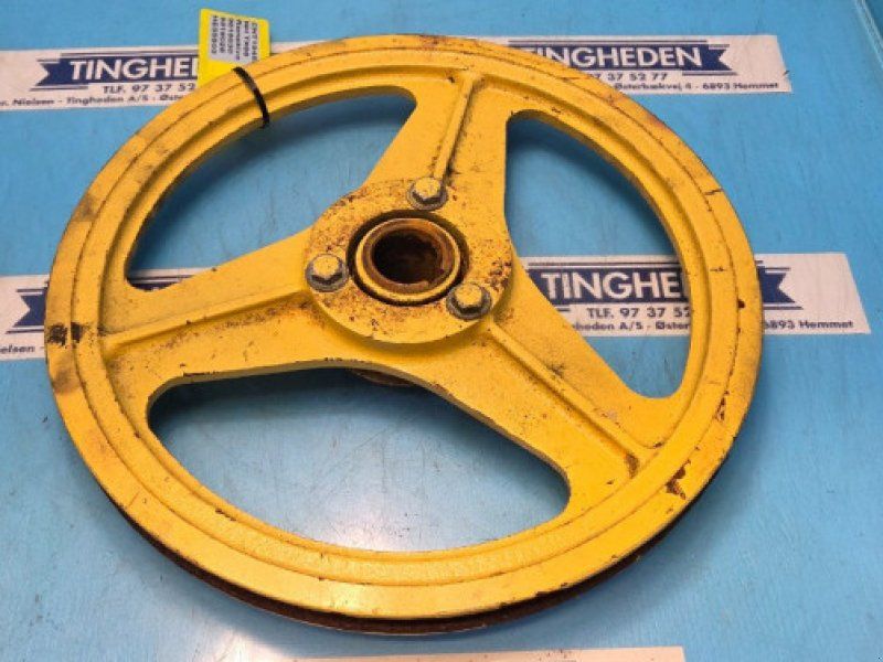 New Holland TX68
