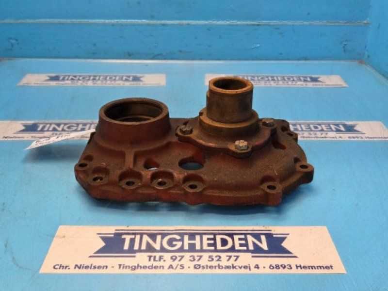 Ford 8210