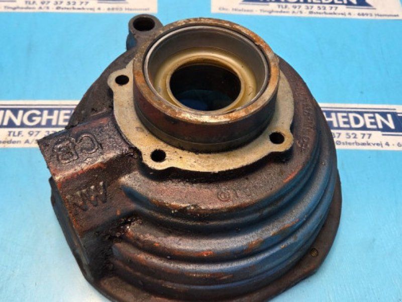 Ford 8210