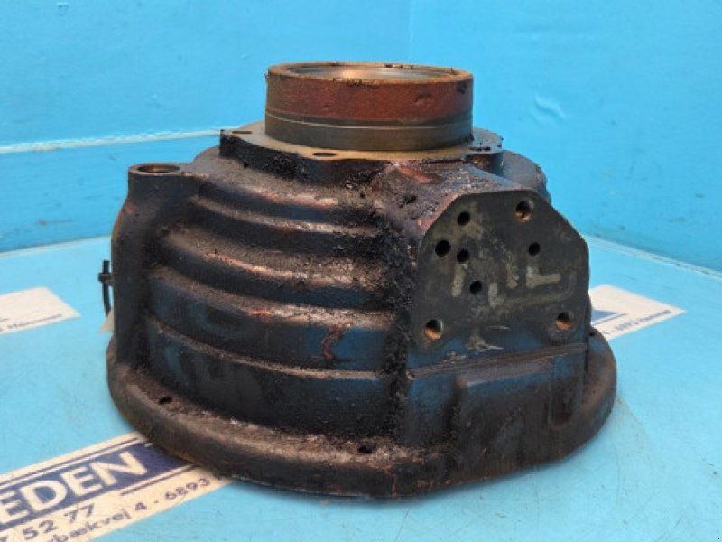 Ford 8210