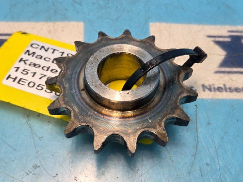 MacDon D60