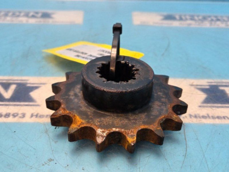 MacDon D60