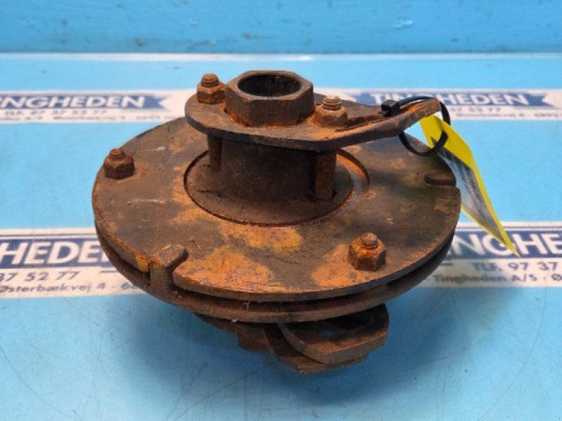 MacDon D60