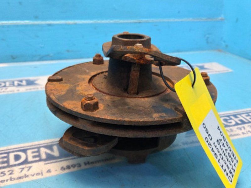 MacDon D60
