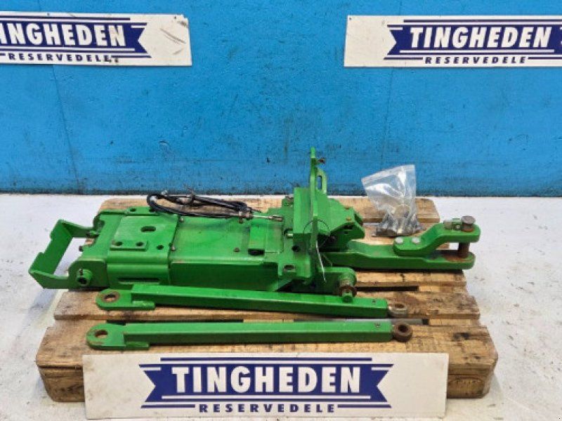 John Deere 6R