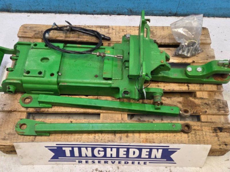 John Deere 6R