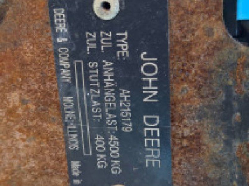 John Deere S690