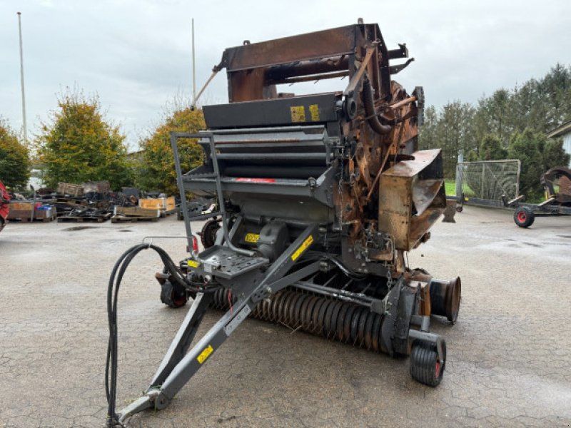 Claas Variant 385RC