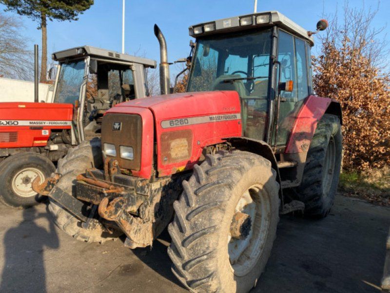 Massey Ferguson 6260