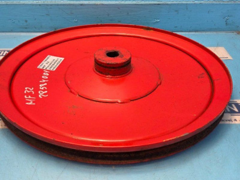 Massey Ferguson 32