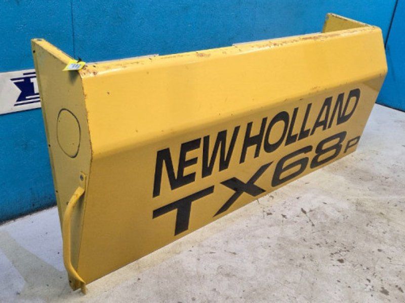 New Holland TX68