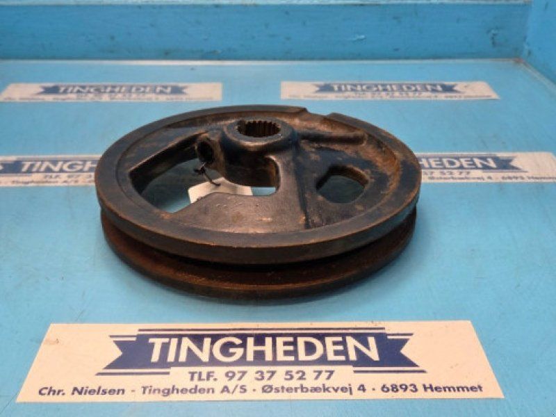MacDon D60