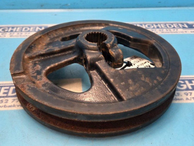 MacDon D60