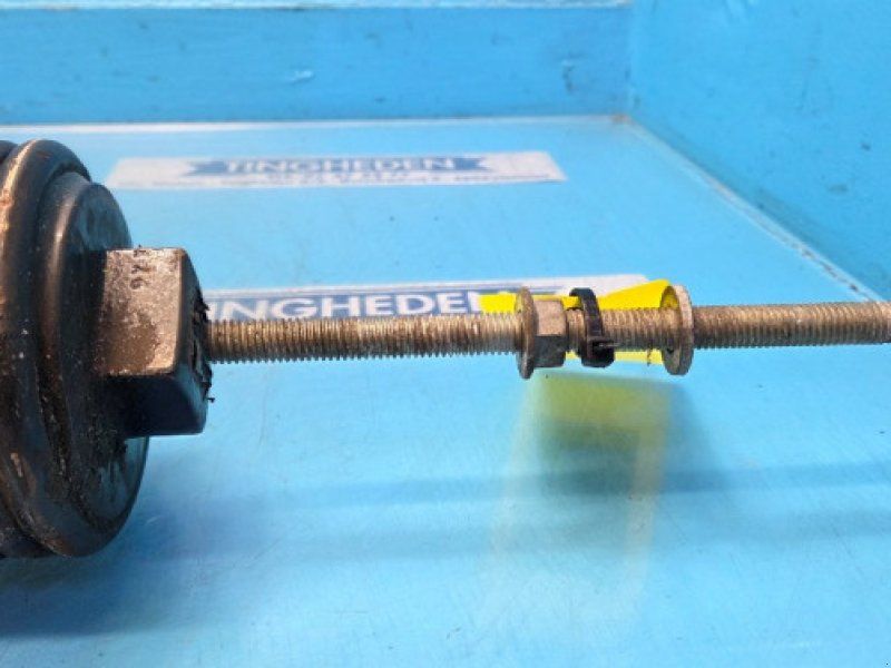 New Holland BR7070
