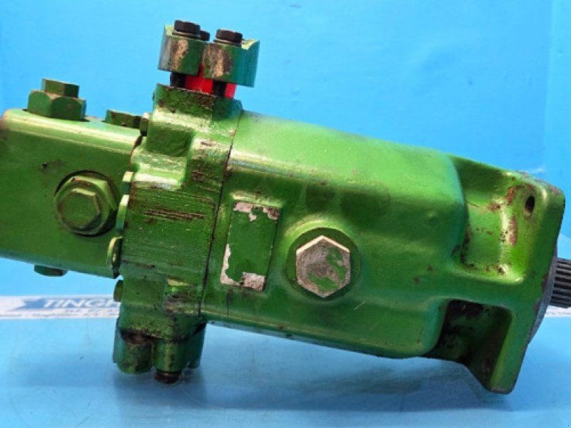 John Deere 1170