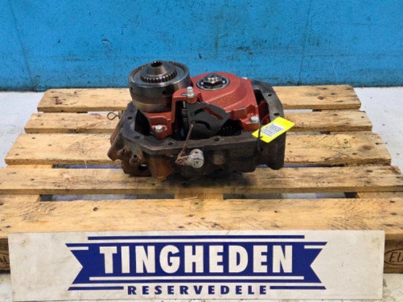 New Holland TM115