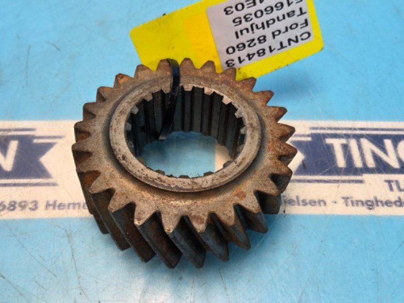 Ford 8260