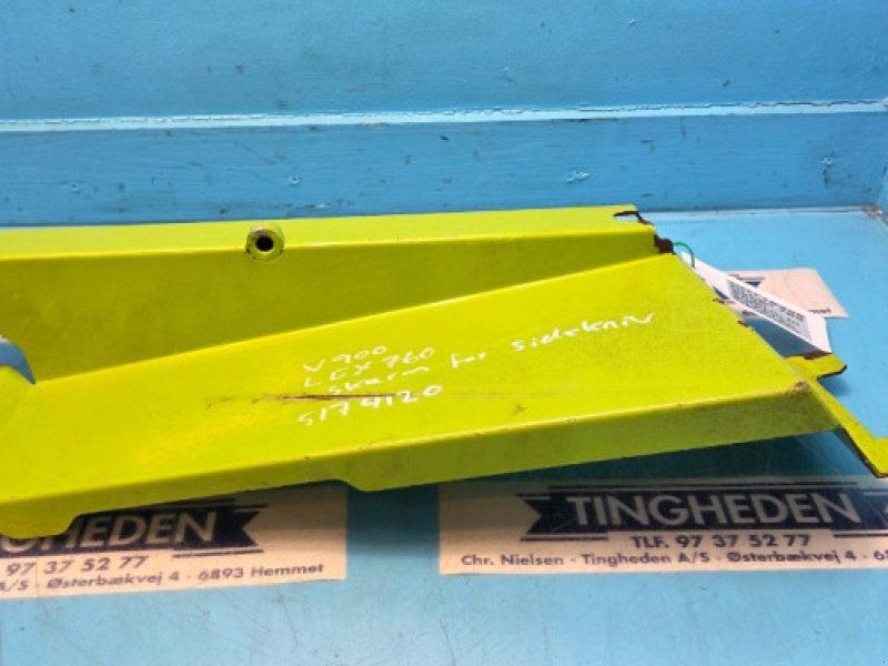 Claas V900
