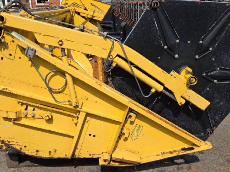 New Holland TX30