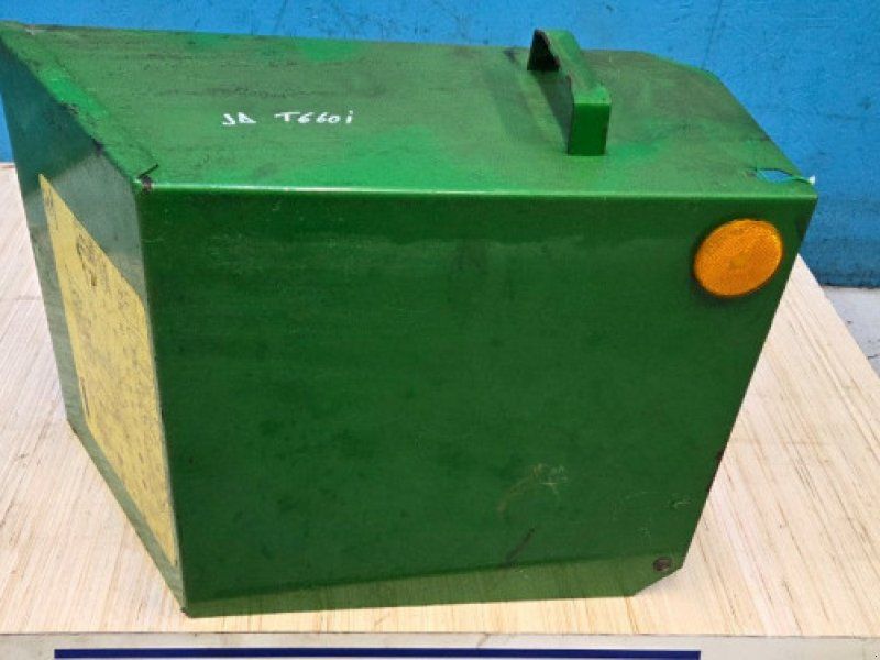 John Deere T660
