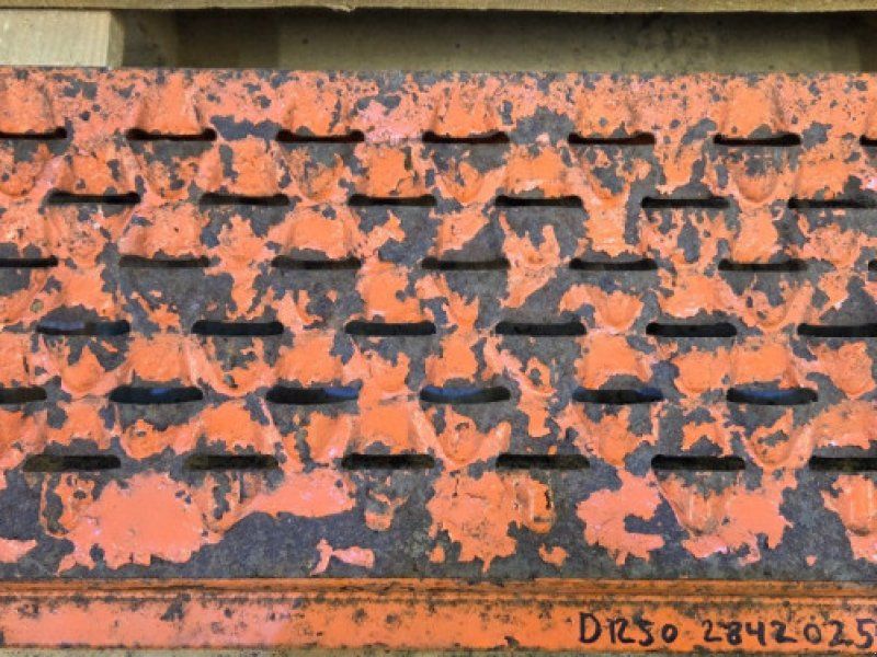 D1250