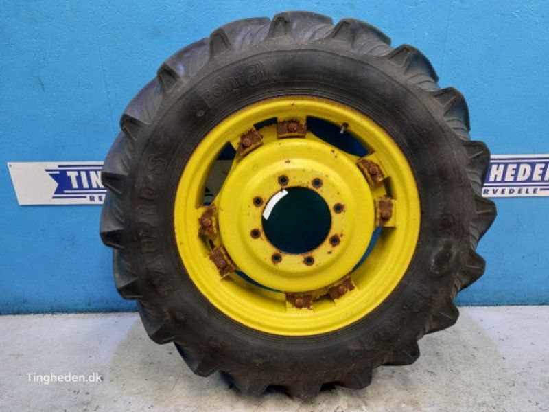 John Deere 28