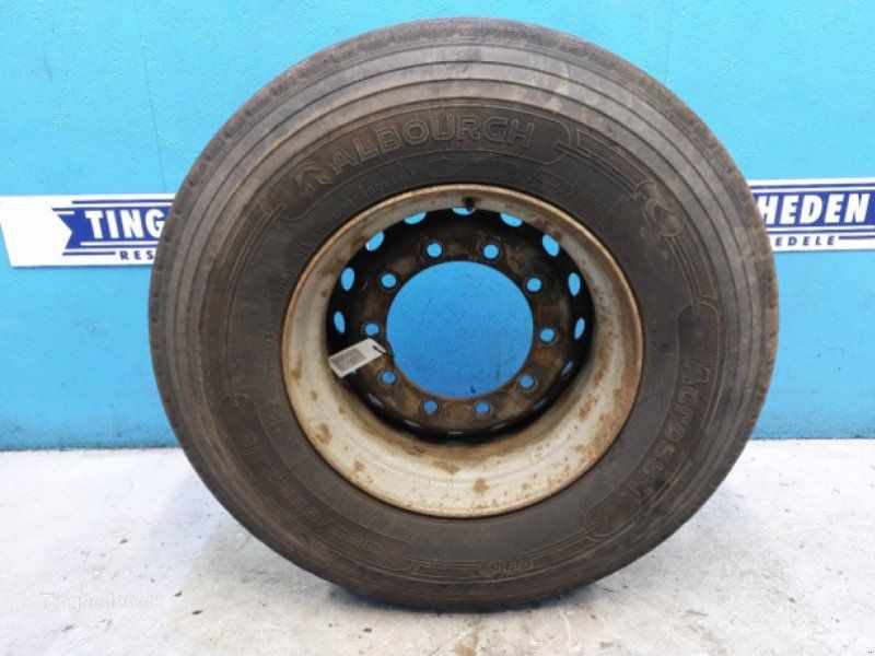 22.5
