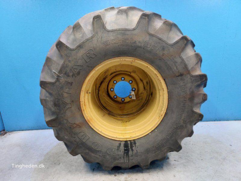 New Holland 32
