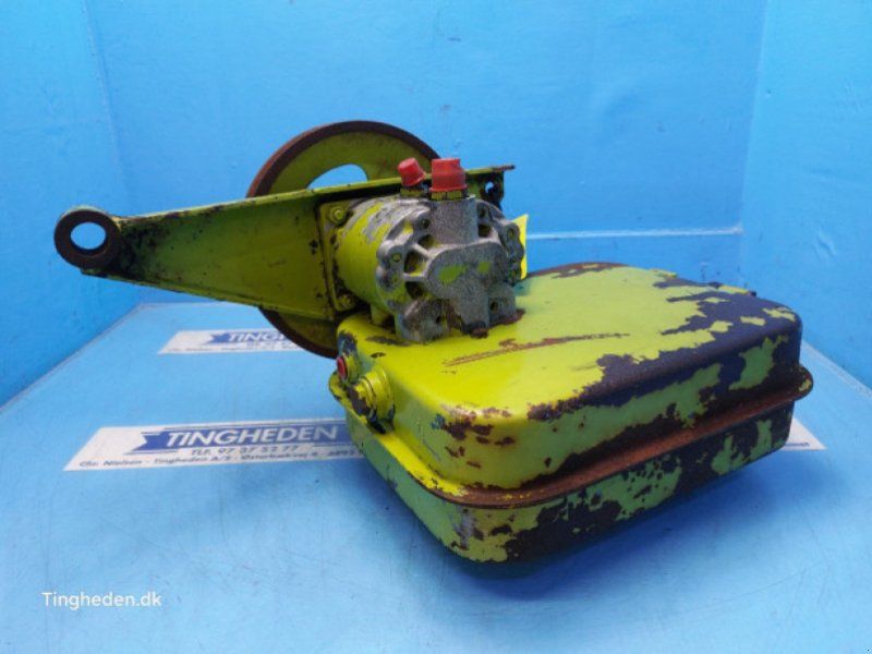 Claas Dominator 76