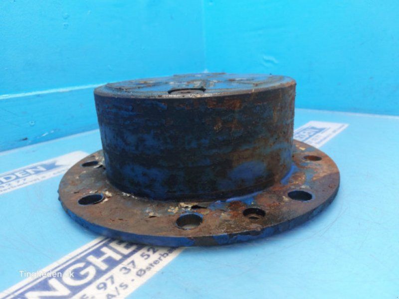 Ford 8210
