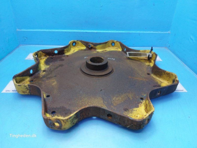 New Holland TX68