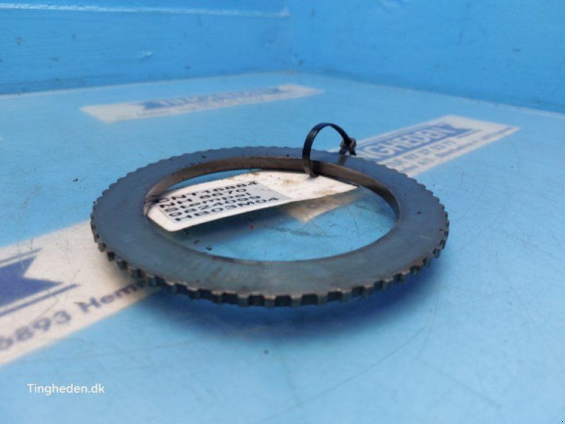 New Holland 8670