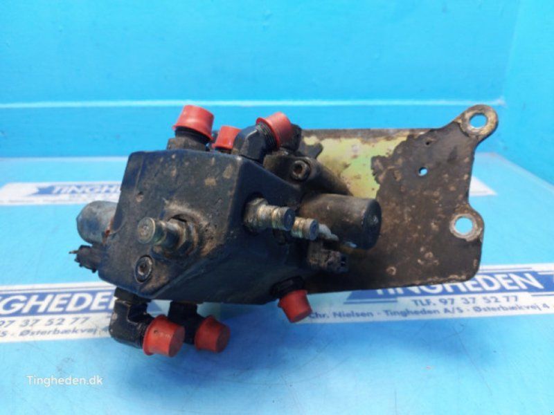 Massey Ferguson 6465