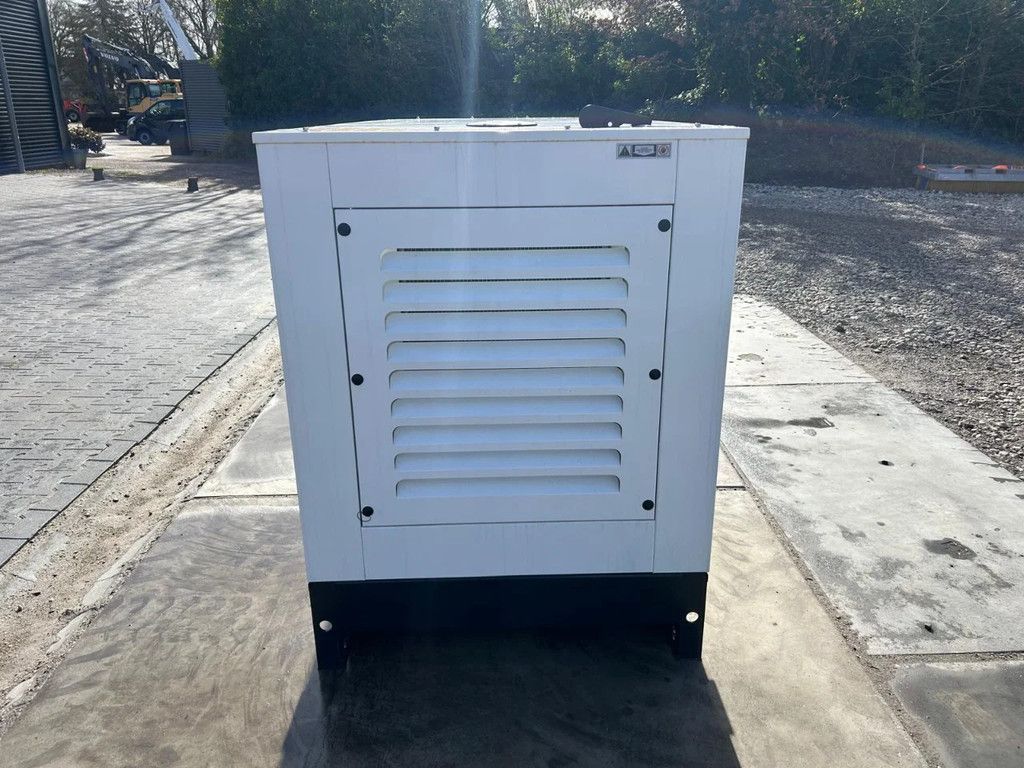 Cummins generatoren plus power 75,60,50 en 30 KVA