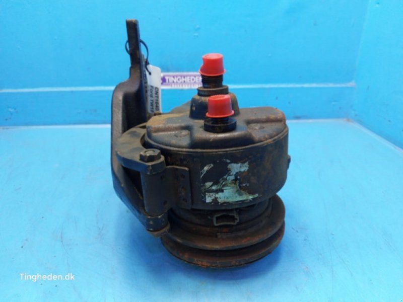Ford TW15