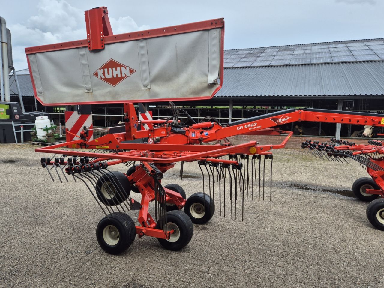 Kuhn GA 6622 treintje hark zijafleg hark