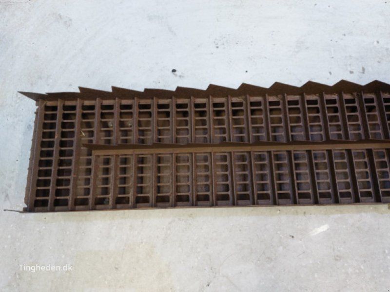 D4500