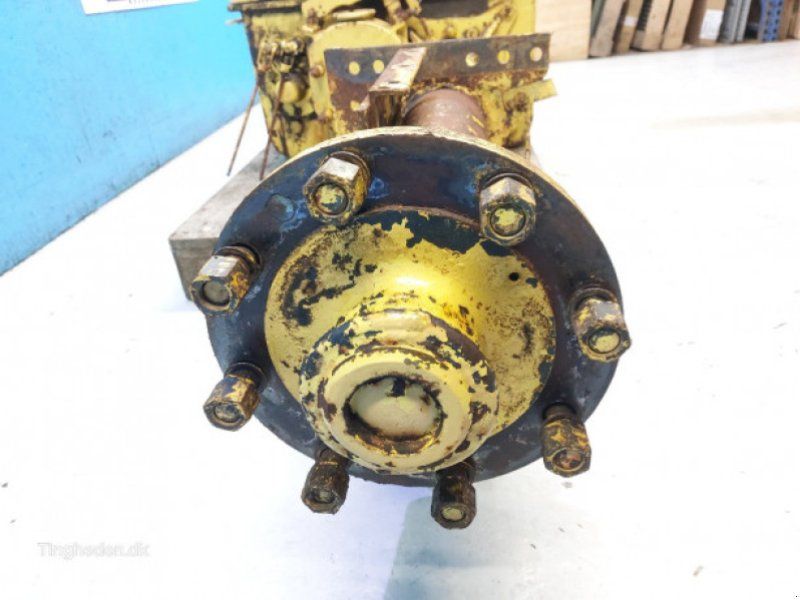 New Holland 1550