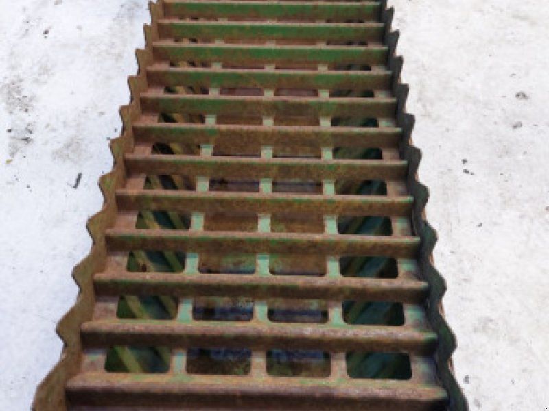John Deere 1042