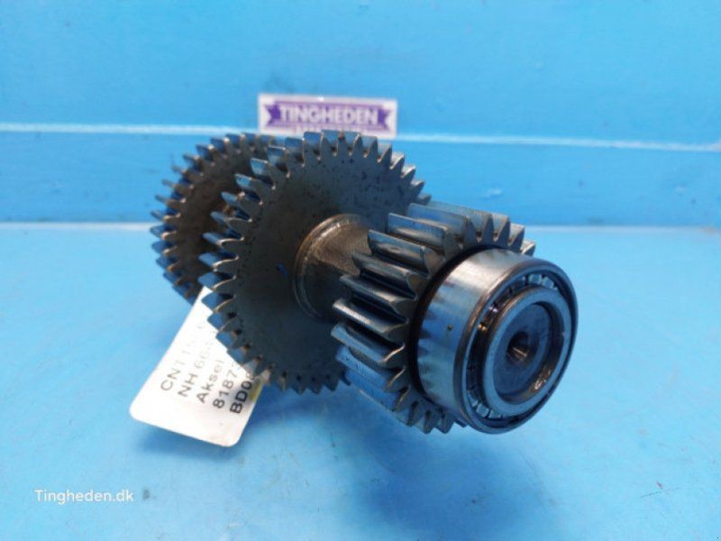New Holland 6640