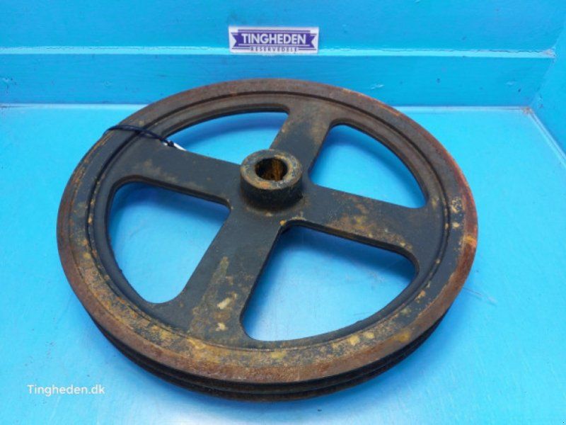 Massey Ferguson 32
